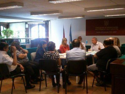 Los ediles recibieron hoy a los vecinos por la planta de EPEC