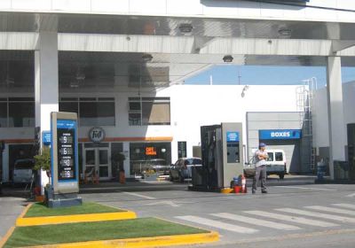 Por problemas de log�stica, hubo falta de combustibles en estaciones de YPF 