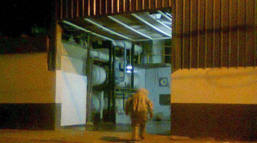 Multan a una pesquera por un escape de amon�aco