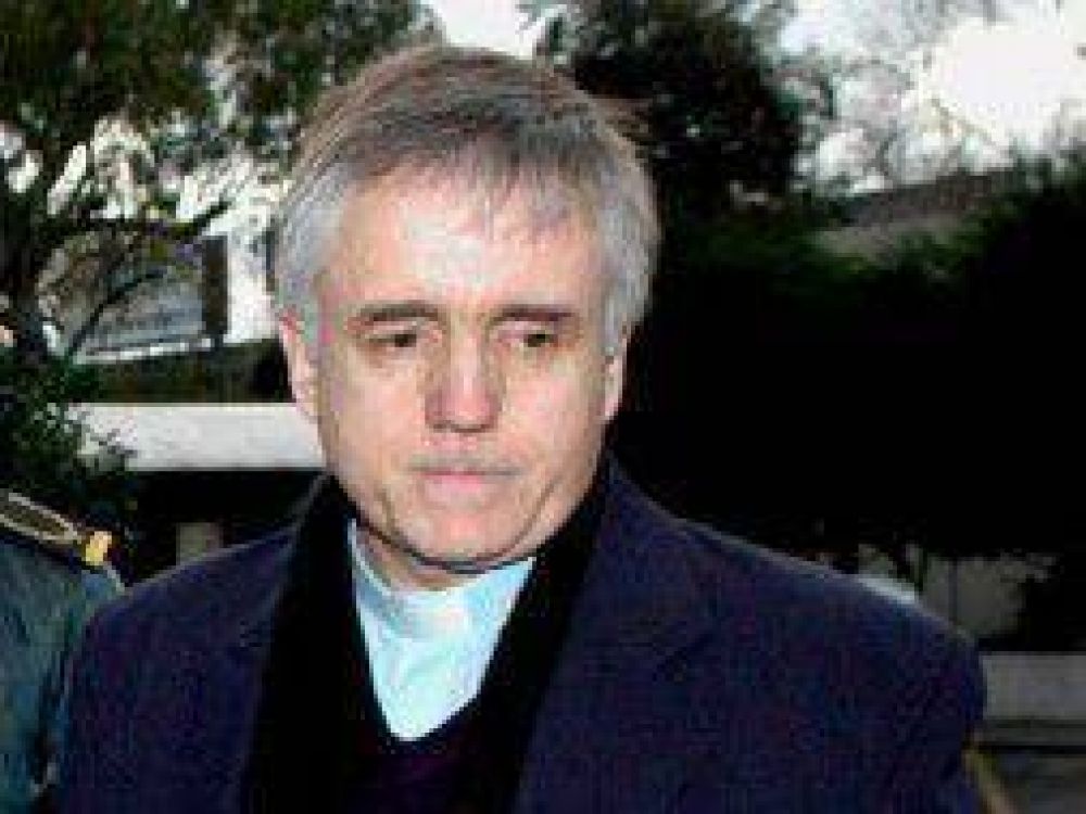 La Justicia dispuso que Julio C�sar Grassi cumpla su condena en prisi�n