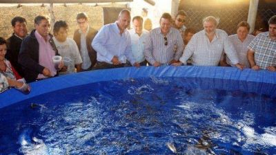 Buzzi destac� el trabajo conjunto para "generar m�s oportunidades productivas y laborales"