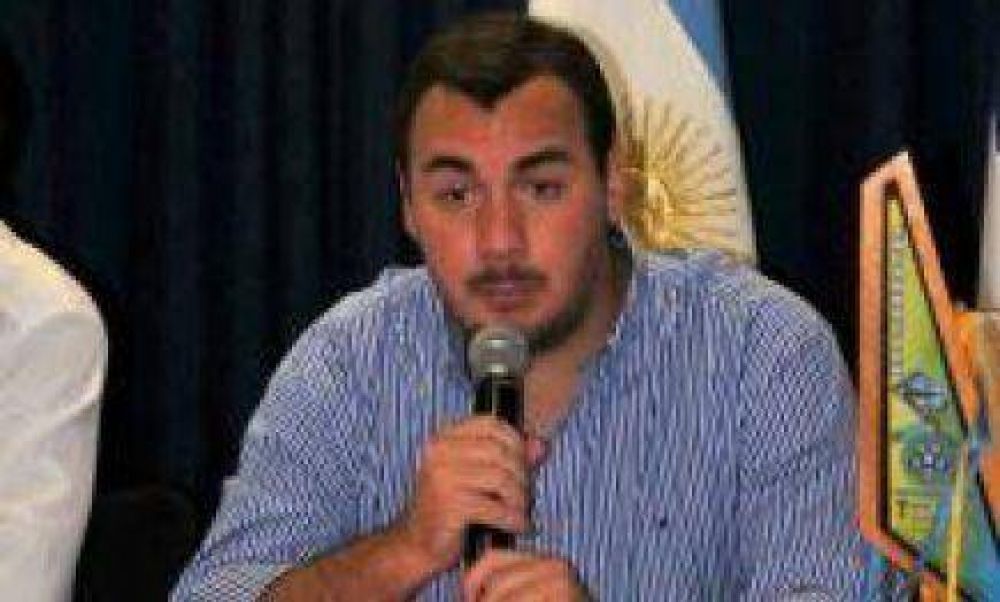 Panfleteada en Posadas de APES contra funcionario renovador