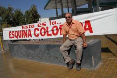 Homenaje vecinal a la Esquina Colorada