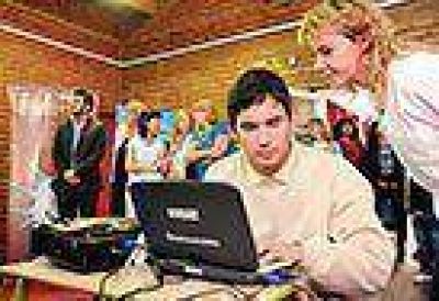 Entregaron netbooks en la Escuela de Ciegos