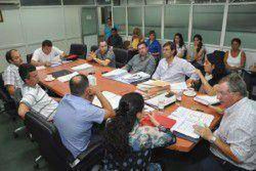 Asuntos Constitucionales dio despacho un�nime para el proyecto de voto adolescente