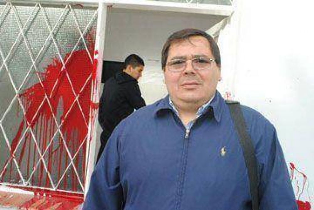 Denuncian a Rub�n Retamoso por fraude al sindicato petrolero