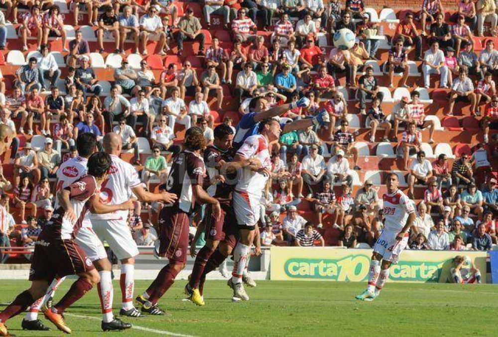 Uni�n igual� con Lan�s en el 15 de Abril