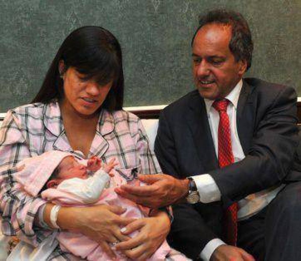 Scioli present� a su nieta