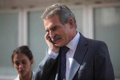 El kirchnerismo adelant� que no habr� cambios en el proyecto que restringe las cautelares