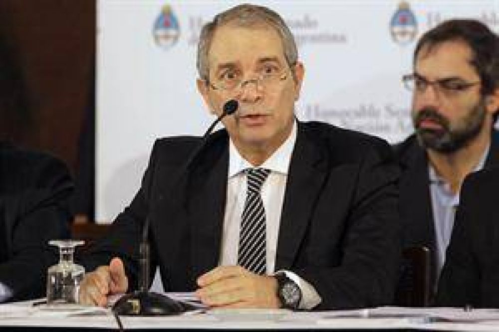 Al defender la reforma, Alak dice que la Justicia sufre un "d�ficit democr�tico"
