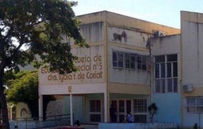 Despu�s de cinco meses sin agua, comenzaron arreglos en la Escuela Especial N� 5