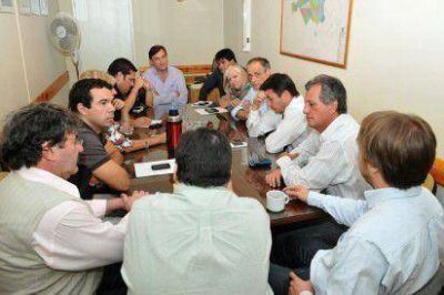P�rez Cat�n explic� a los concejales la estrategia salarial del Municipio con sus empleados