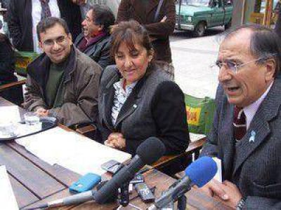 Radicales presentaron proyecto para que municipios tengan Concejo Deliberante	