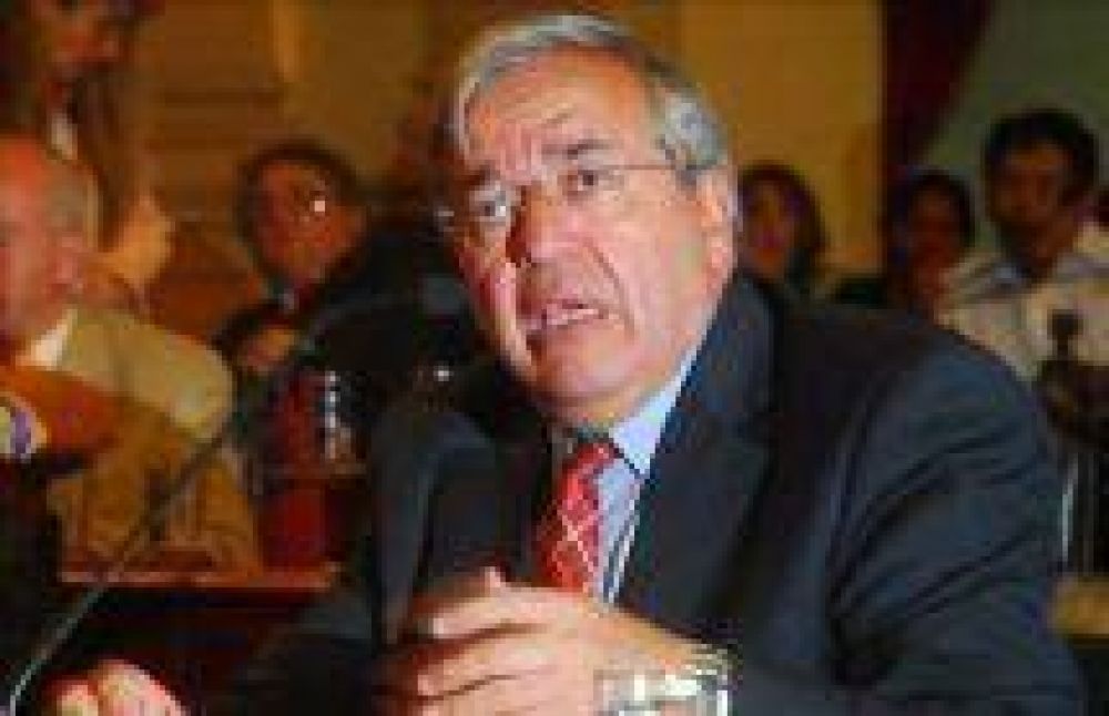 Manuel Godoy asegura que su hija le debe la casa al azar y no a Romero ni a Urtubey