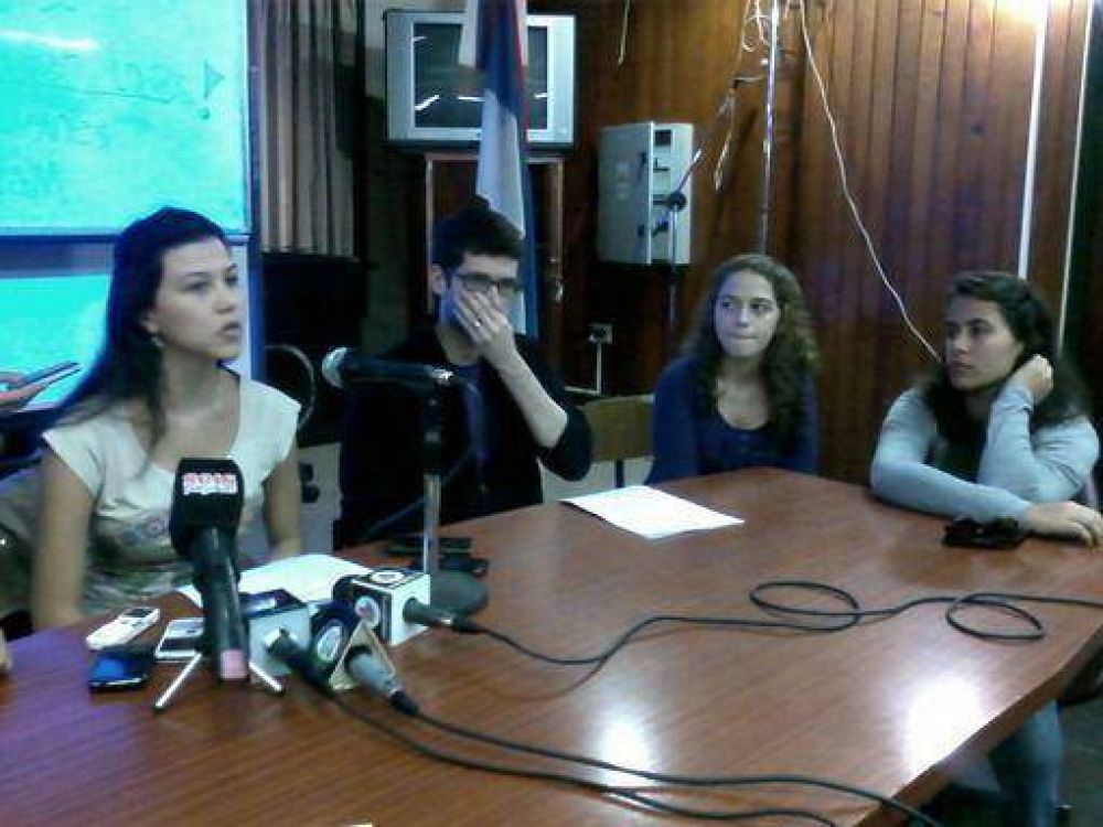 Universitarios marchan hoy por un �boleto educativo gratuito�
