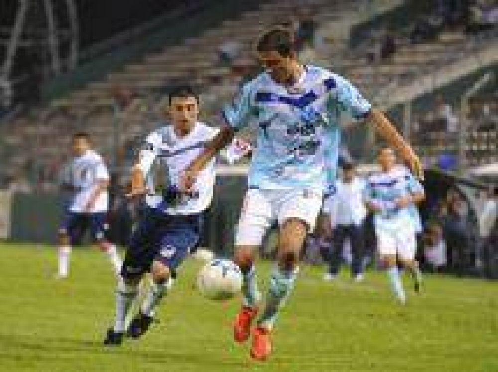 Juventud y Gimnasia y Tiro, afuera de todo