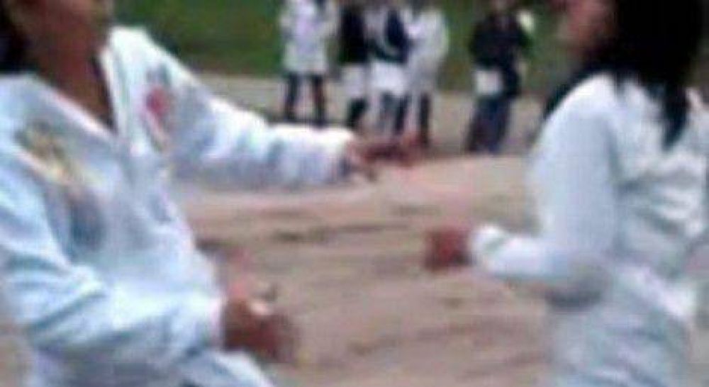 Refuerzan seguridad a la salida de colegios para frenar peleas callejeras entre estudiantes