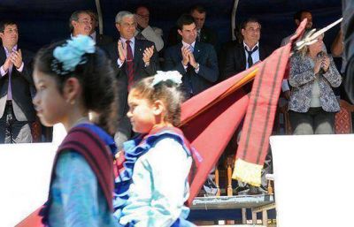 En Pichanal Urtubey encabez� el festejo patronal en honor a San Jorge