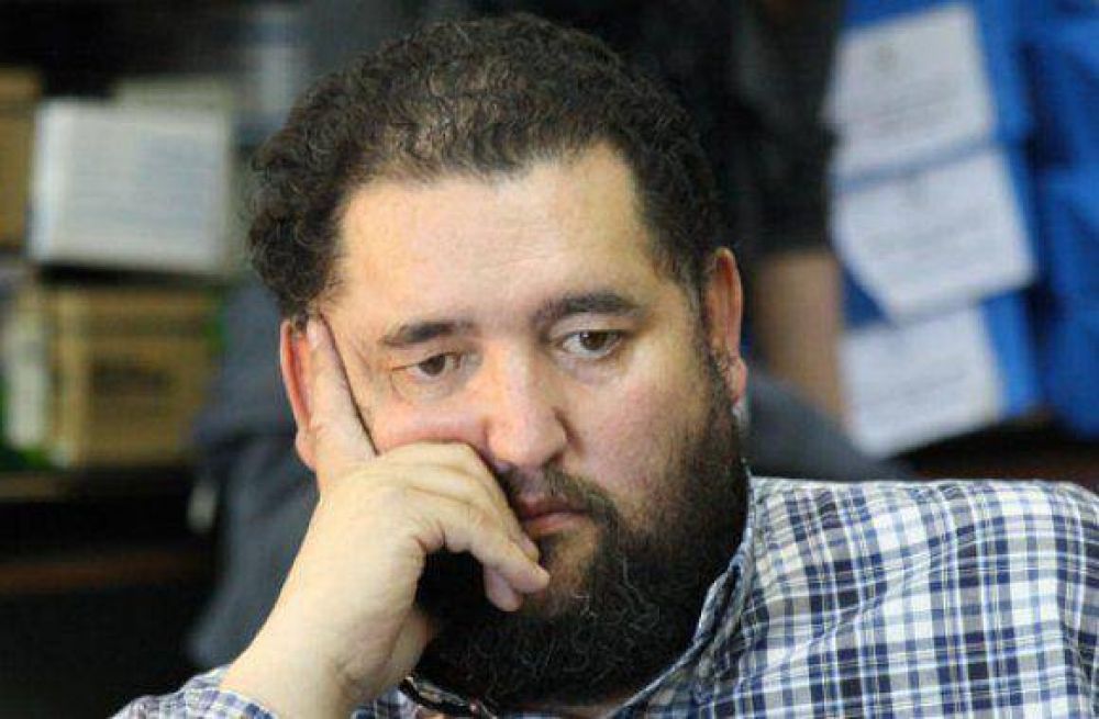 Barrientos insiste en que los gremios manejen el BTF