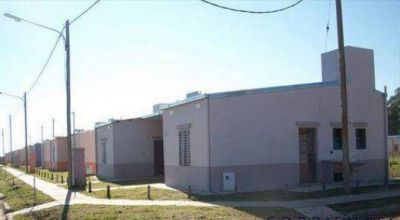 "Si Naci�n manda fondos al Invico, se podr�an duplicar obras de viviendas"