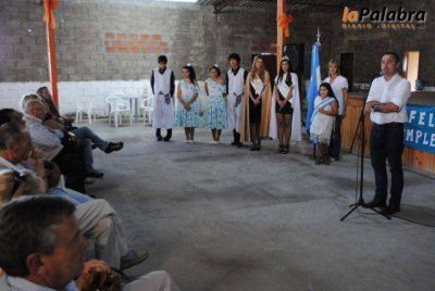 Garc�s encabez� el acto por el 54� aniversario de Los Pocitos
