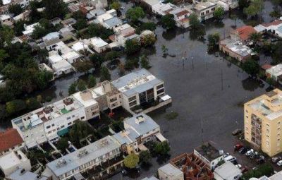 Una ONG de La Plata denunci� a Bruera por negligencia tras el temporal