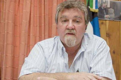 Tribunal De Contralor inici� dos juicios contra el ex intendente Omar Goye
