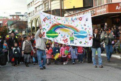 M�s concejales piden asueto en el aniversario de Bariloche
