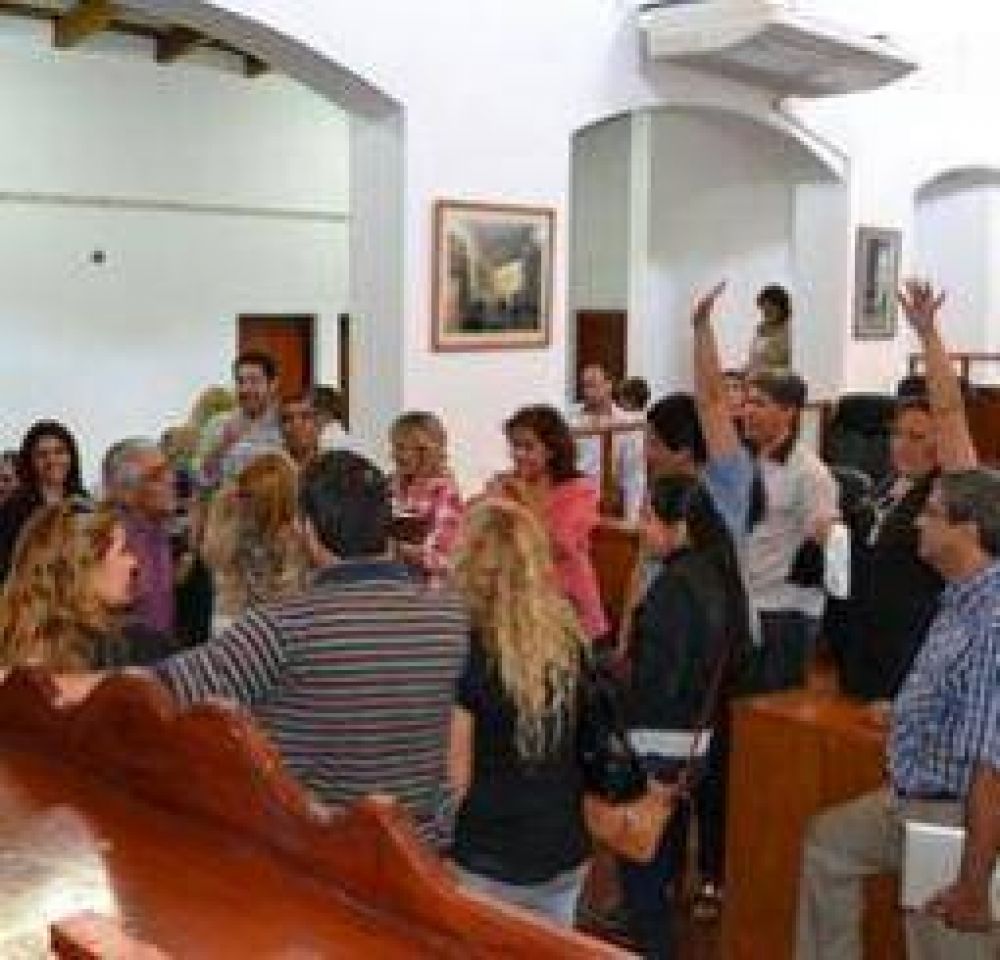 Capital. El Concejo Deliberante sigue tomado y sin poder sesionar