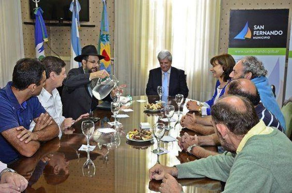 Andreotti se reuni� con miembros de la comunidad jud�a de San Fernando