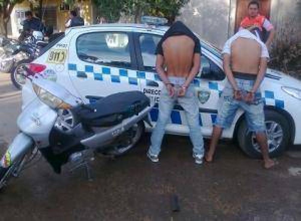 Intentaron evadir un control policial y se los detuvo con droga