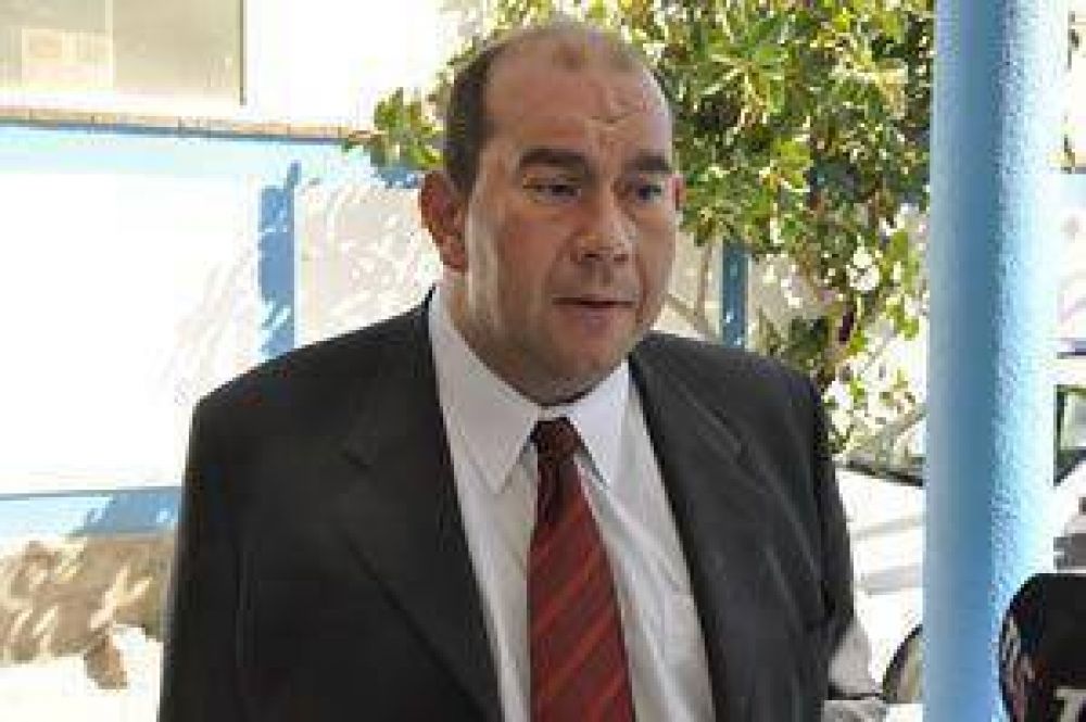  Amenaza de bomba alarm� a ediles rivadavienses	
