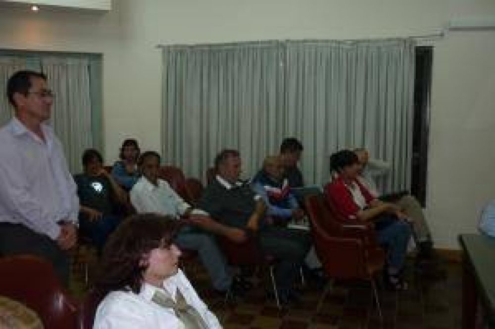 Integrantes del Consejo de Seguridad y concejales debatieron ordenanzas vigentes