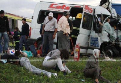 Suman nueve los muertos del accidente fatal de la combi de Cote Lai