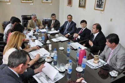 Educaci�n y la ULP se reunieron con senadores