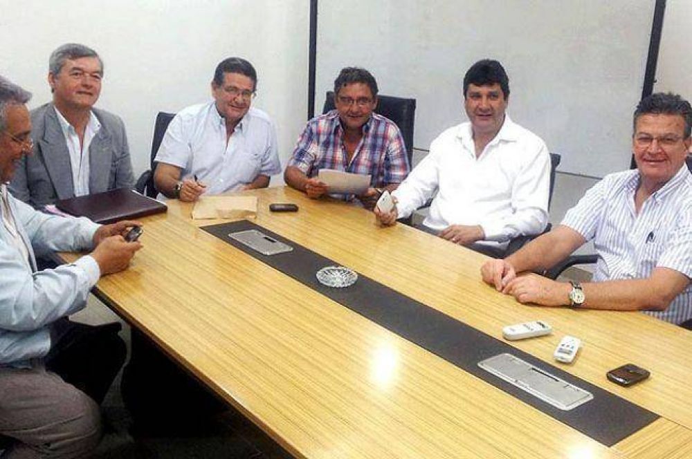 Acuerdo en SECHEEP: la empresa y la APCECh acordaron un aumento del 22%
