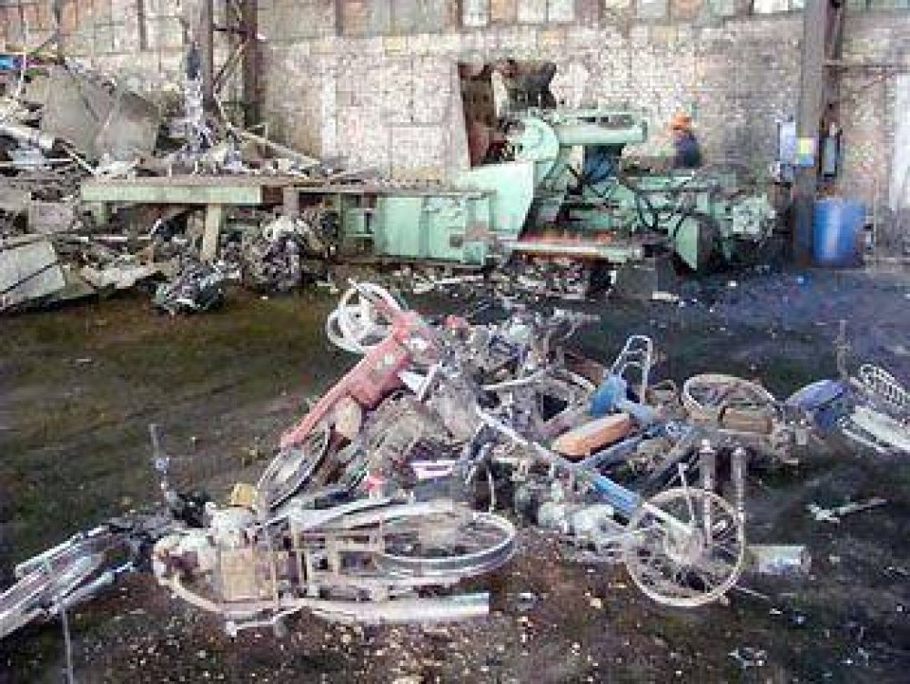 Iniciaron la compactaci�n de motos secuestradas en operativos de tr�nsito