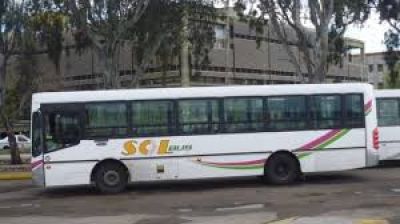 Quejas por el transporte de La Punta