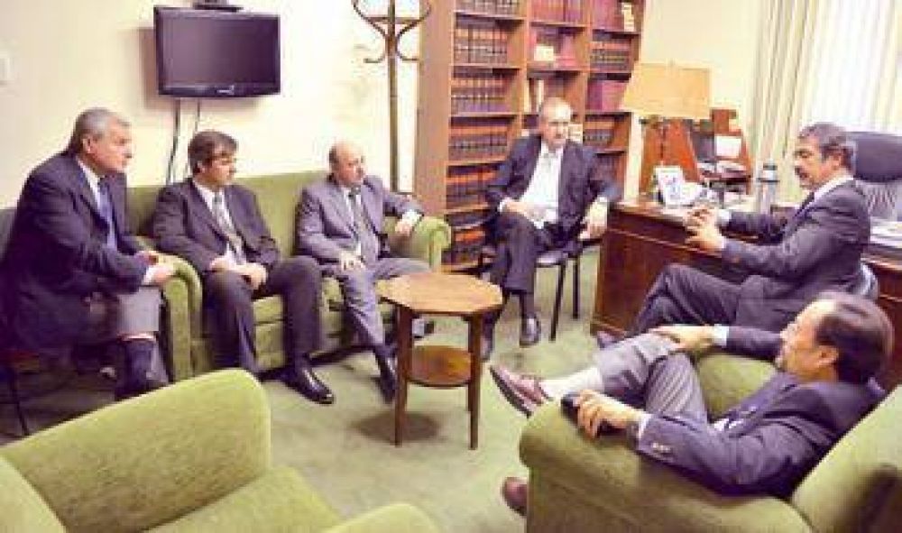 Avanzan las gestiones por m�s seguridad