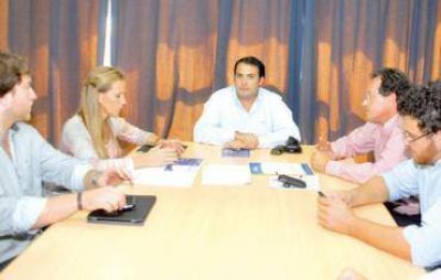 El Inaubepro brind� detalles de la tarjeta becaria