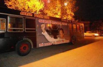 El Massa m�vil recorri� las calles de la ciudad