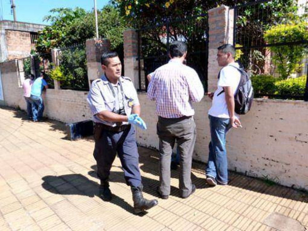 Luc�a: allanan pieza alquilada que ocult� el sospechoso