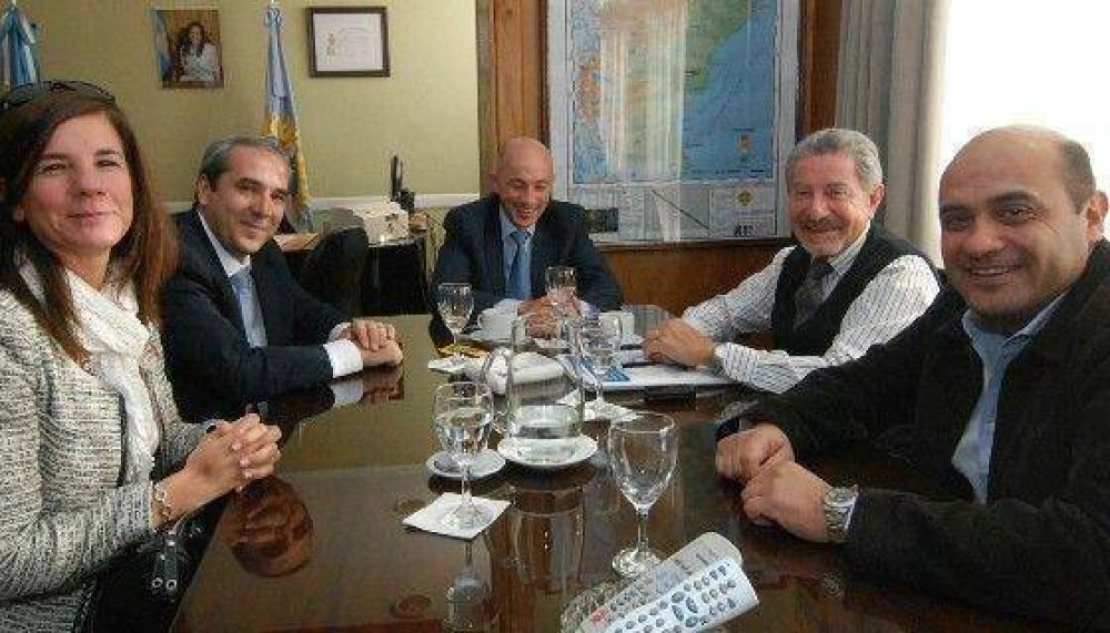 Vicegobernador recibi� a integrantes de la Federaci�n Argentina de Colegio de Abogados
