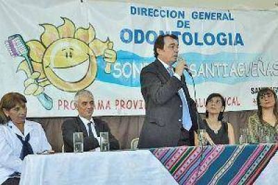 Lanzaron ayer el programa Sonrisas Santiague�as 2013