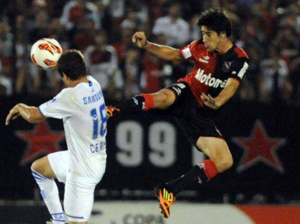 Newell's: El equipo rojinegro fall� en la definici�n y fue castigado por V�lez
