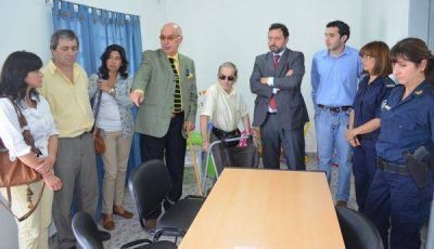 Gorosito recorri� las instalaciones de la Comisar�a de la mujer
