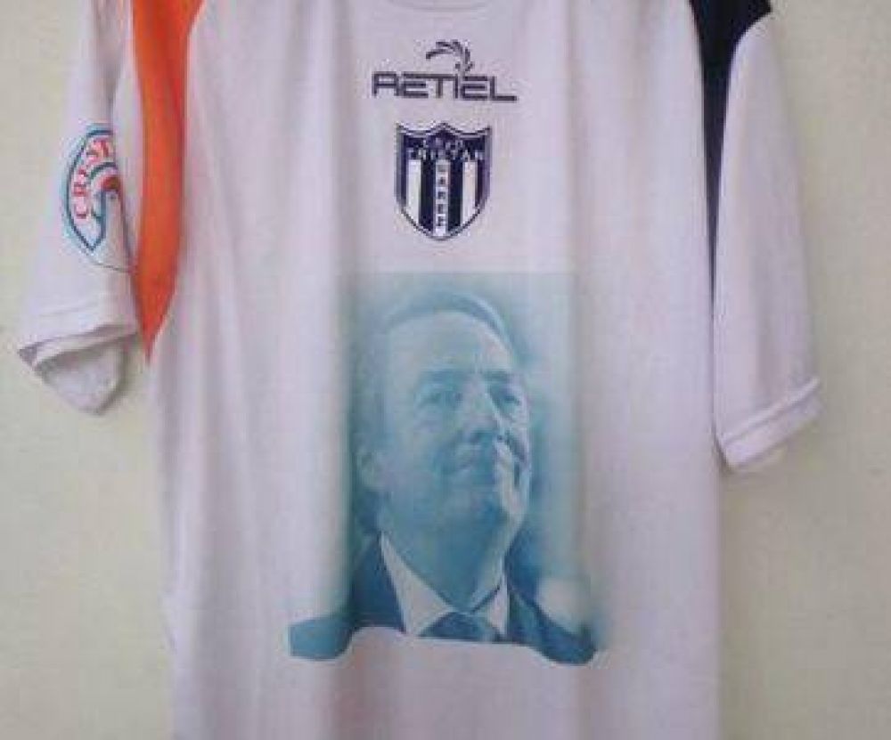 El equipo de Granados con NK en la camiseta