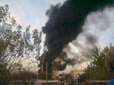 Explotaron 4 camiones cisternas de combustible