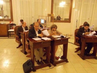 Rechazan otro pedido de interpelaci�n a Schlegel