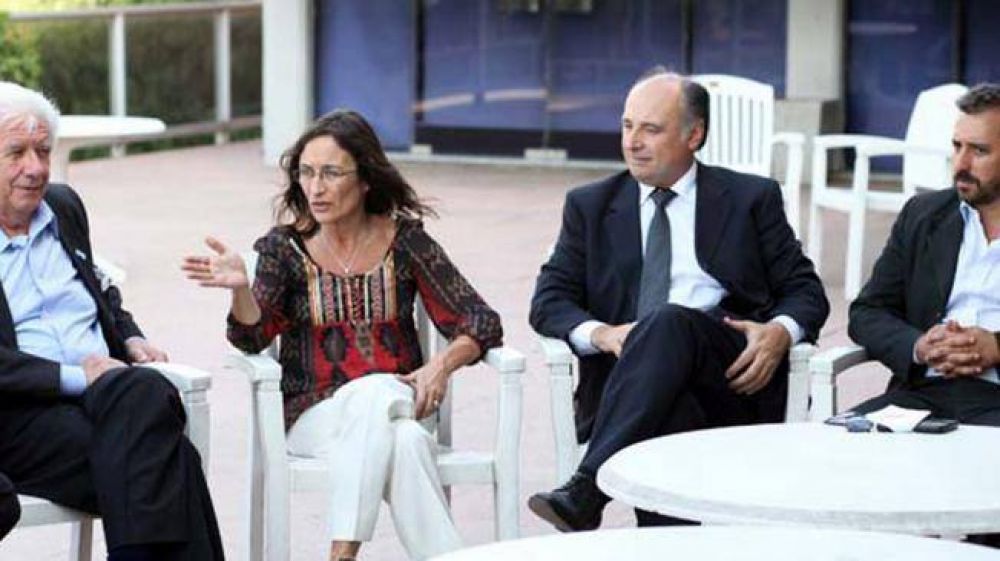 De la Sota ausente y fuerte presencia del kirchnerismo